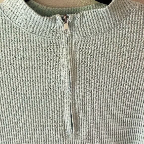 NWT! SO Light Mint-Green, Super-Soft, Mock-Neck, Zip 3/4 Top. Size XXL. - Picture 3 of 9